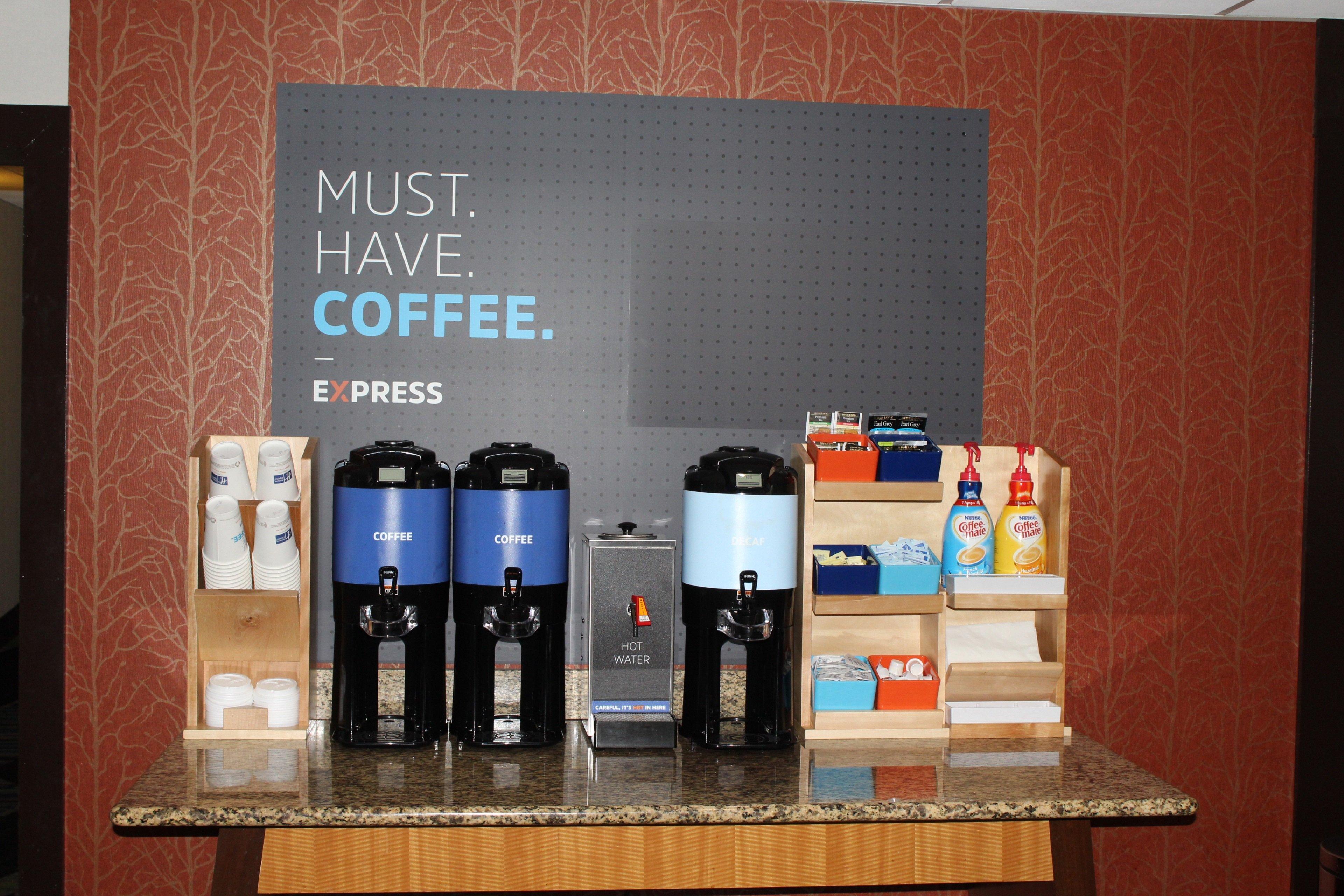 Holiday Inn Express Forsyth By Ihg Bagian luar foto
