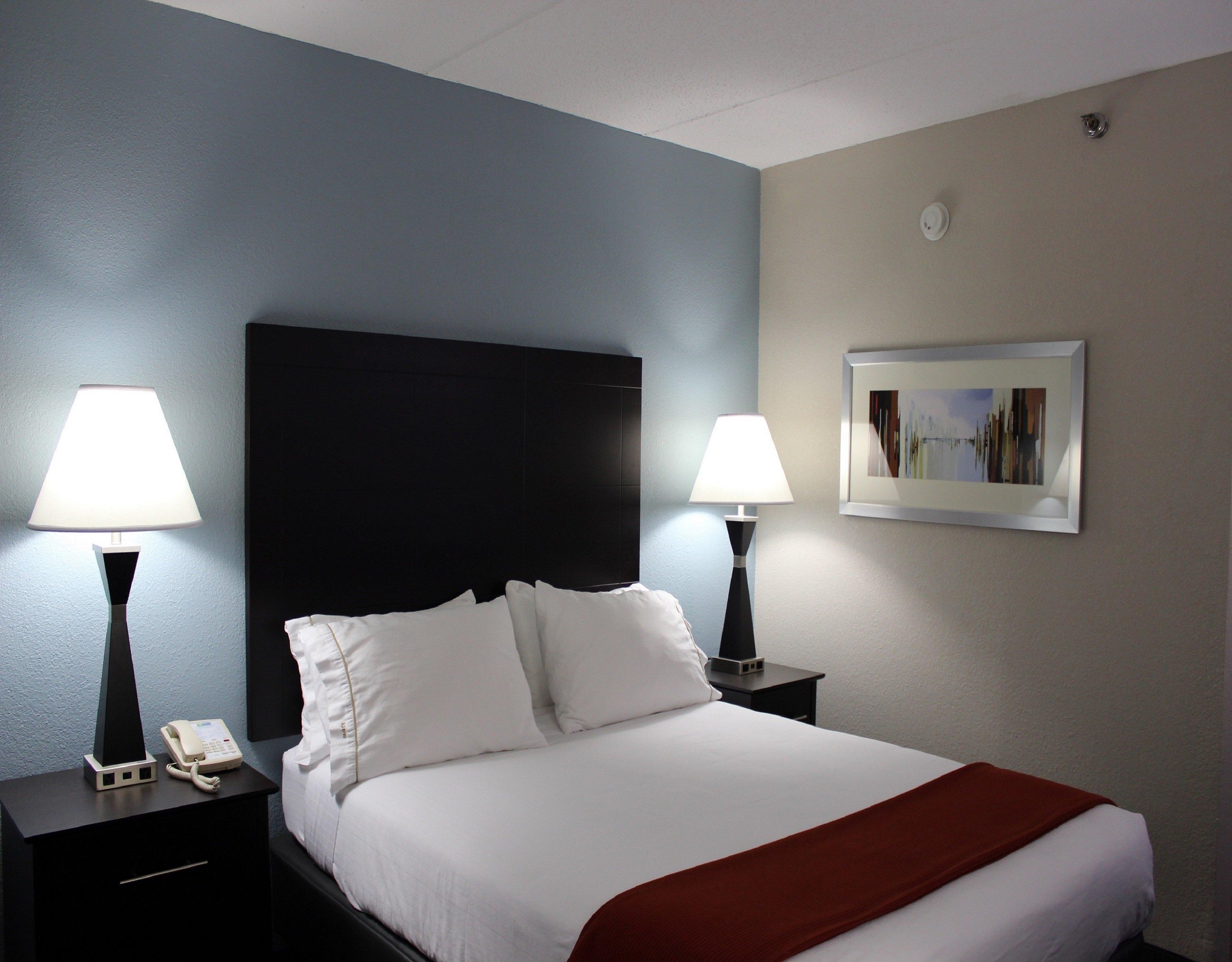 Holiday Inn Express Forsyth By Ihg Bagian luar foto