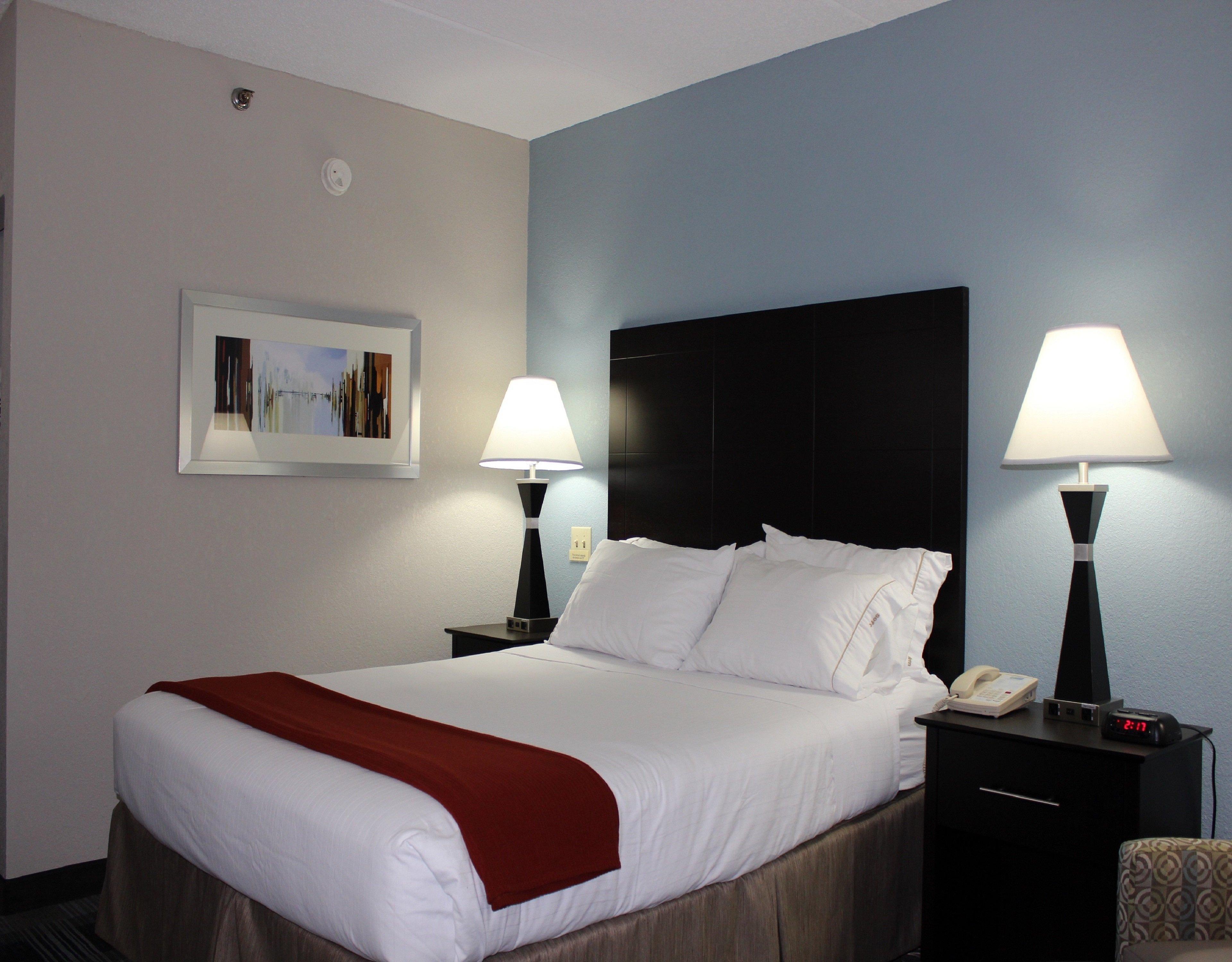 Holiday Inn Express Forsyth By Ihg Bagian luar foto