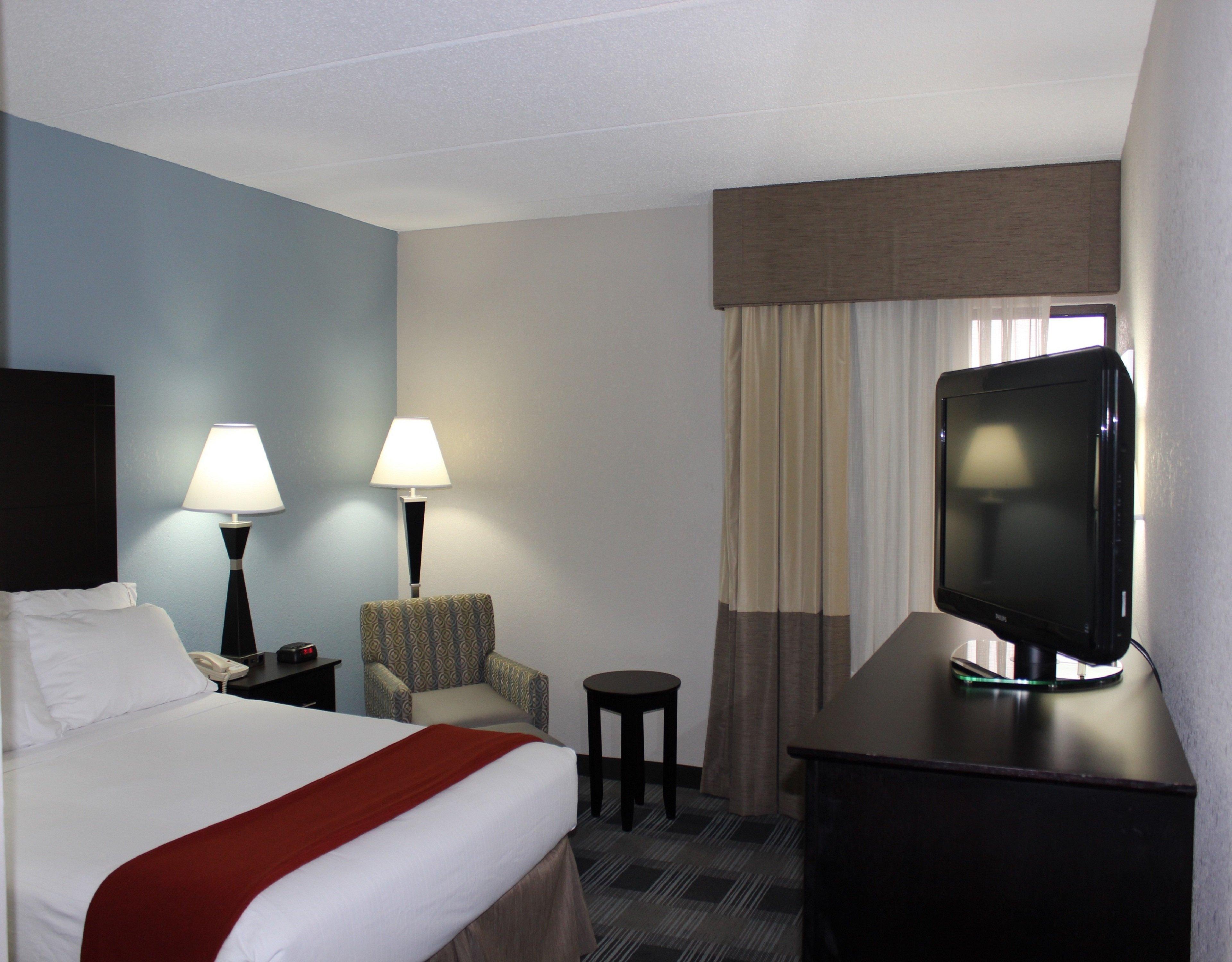 Holiday Inn Express Forsyth By Ihg Bagian luar foto