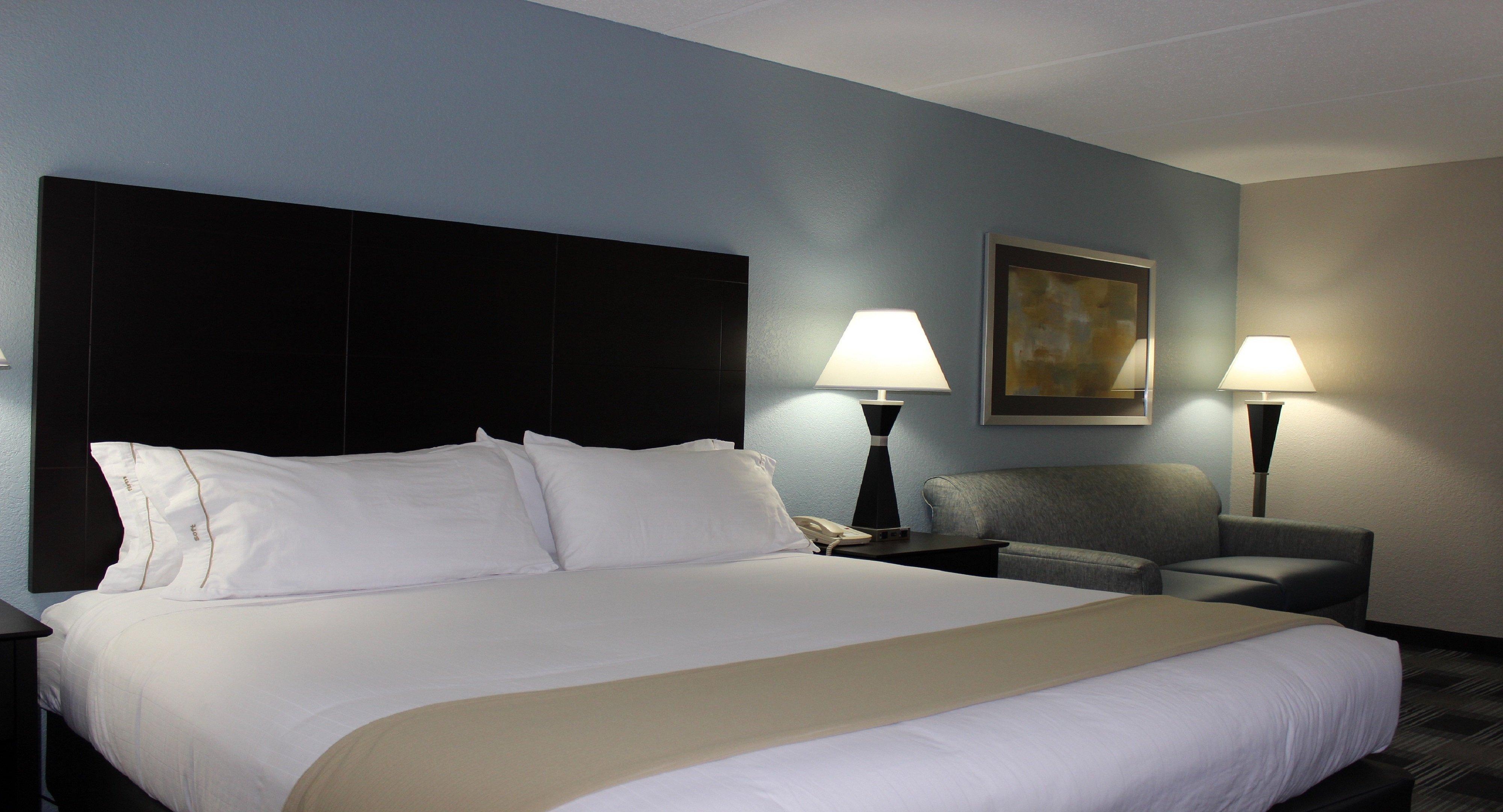 Holiday Inn Express Forsyth By Ihg Bagian luar foto