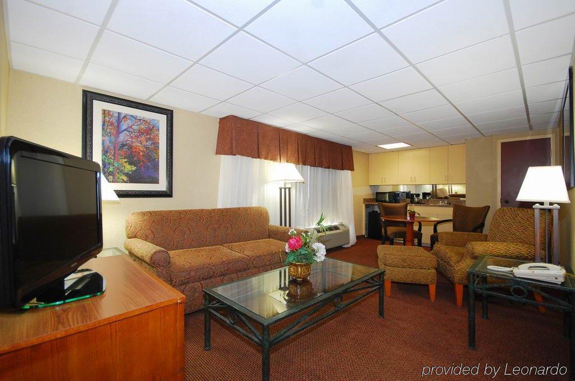 Holiday Inn Express Forsyth By Ihg Ruang foto